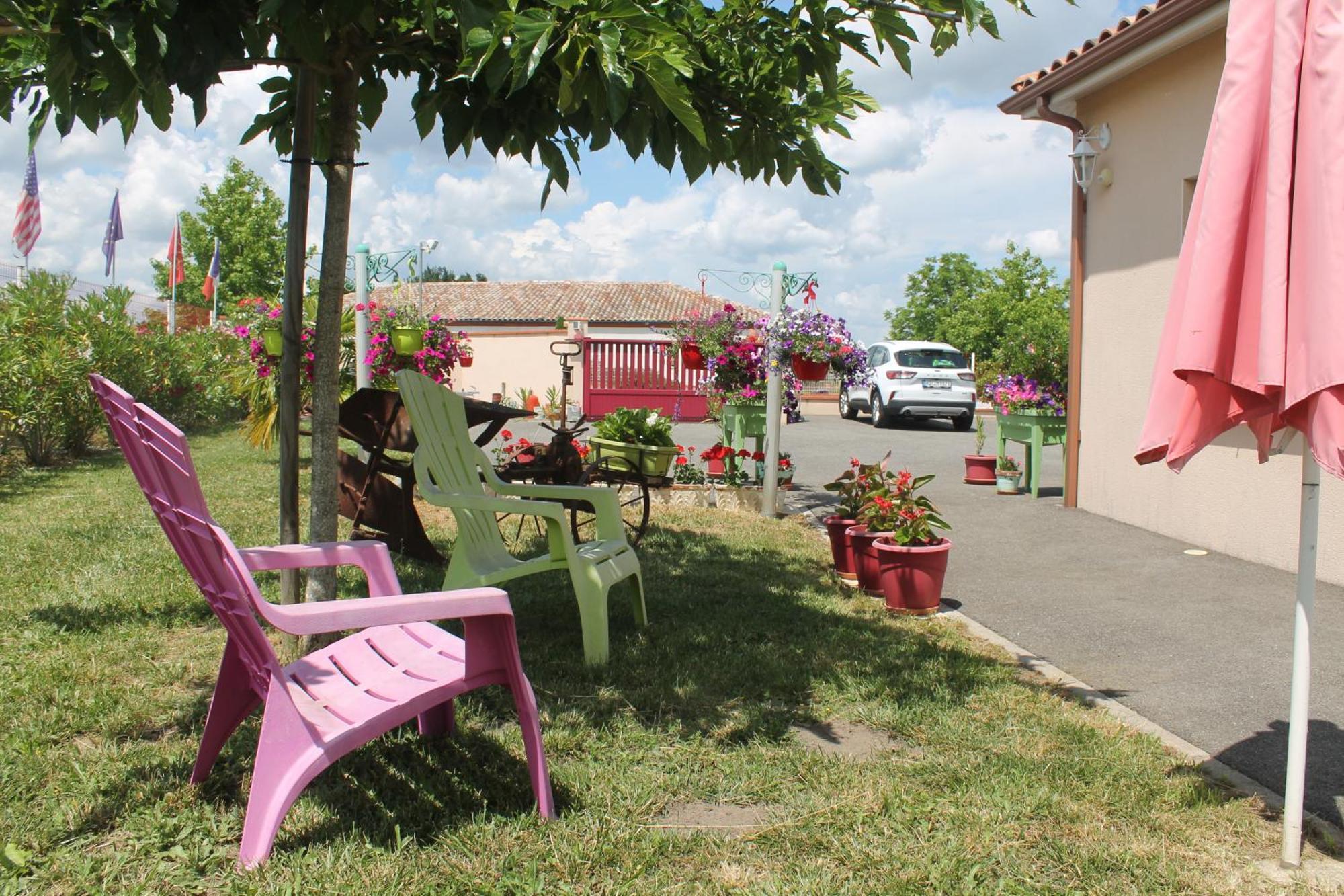 Saint-Nicolas-de-la-Grave B&B La Garona מראה חיצוני תמונה